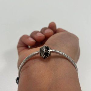 Pandora LIKE CHARM